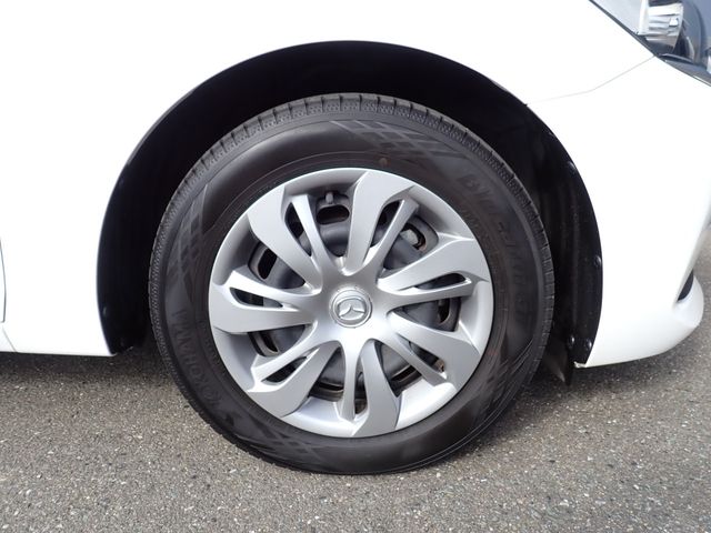 MAZDA2