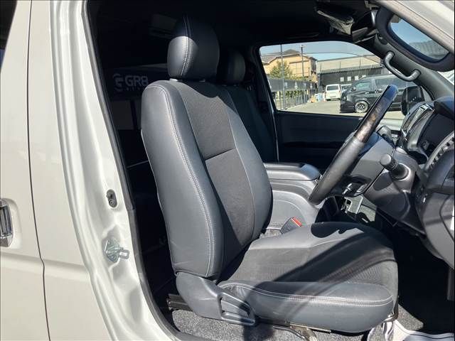 HIACE van 2WD