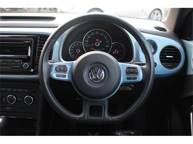 VOLKSWAGEN The BEETLE