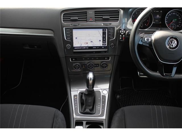 VOLKSWAGEN GOLF Alltrack