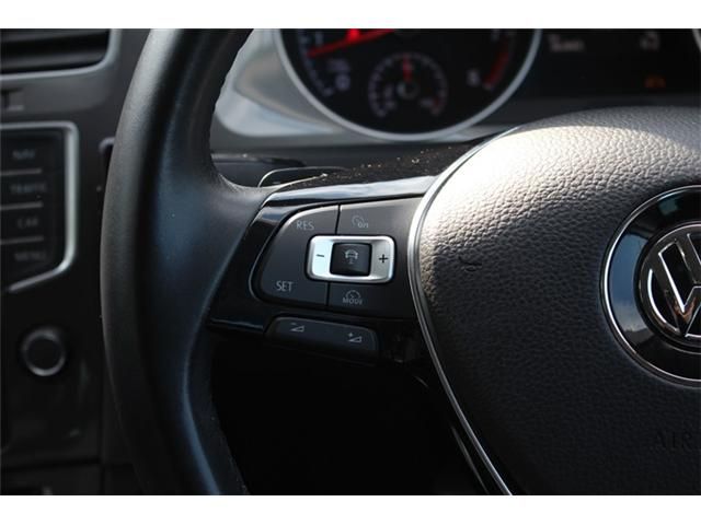 VOLKSWAGEN GOLF Alltrack