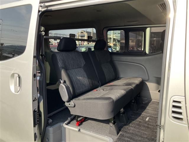NV350 CARAVAN 4WD