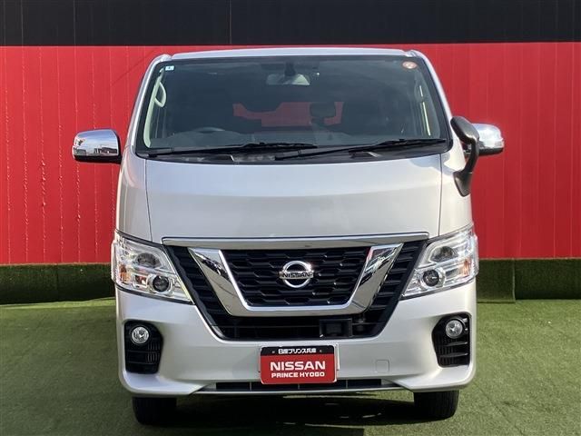 NV350 CARAVAN 4WD