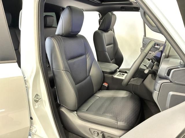 LANDCRUISER 250