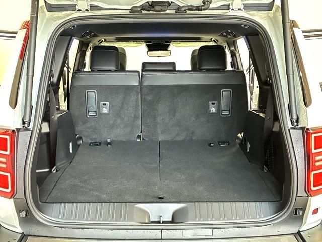 LANDCRUISER 250