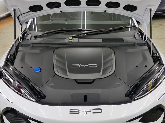 BYD SEAL