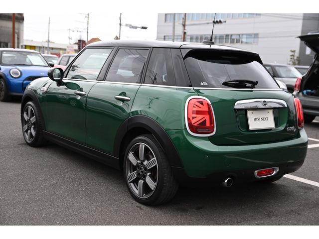 MINI COOPER D 5DOOR
