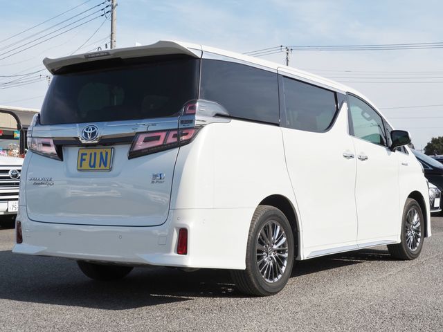 VELLFIRE HYBRID 4WD