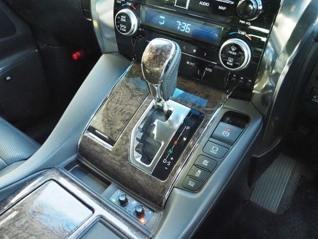 VELLFIRE HYBRID 4WD