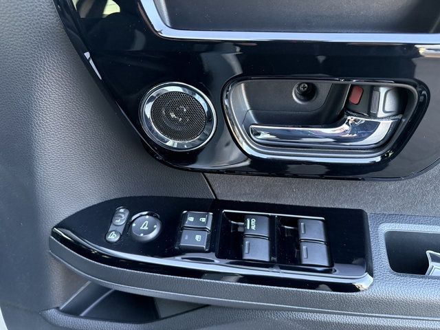 N-BOX CUSTOM 4WD