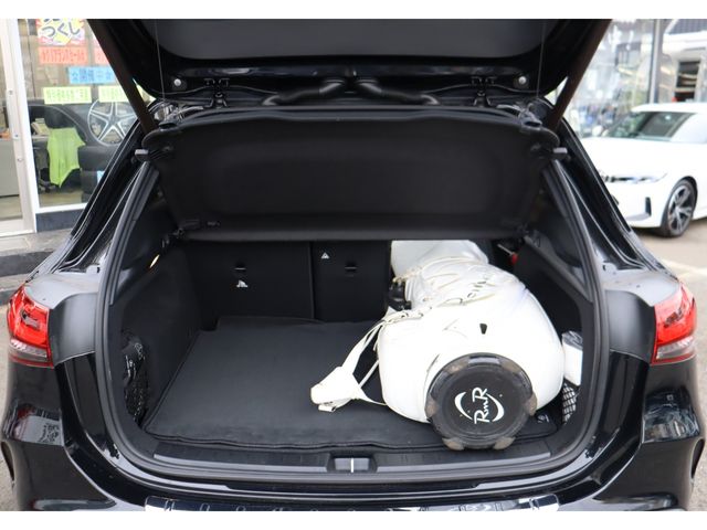 MERCEDES BENZ GLA class