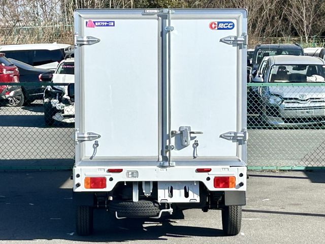 CARRY truck