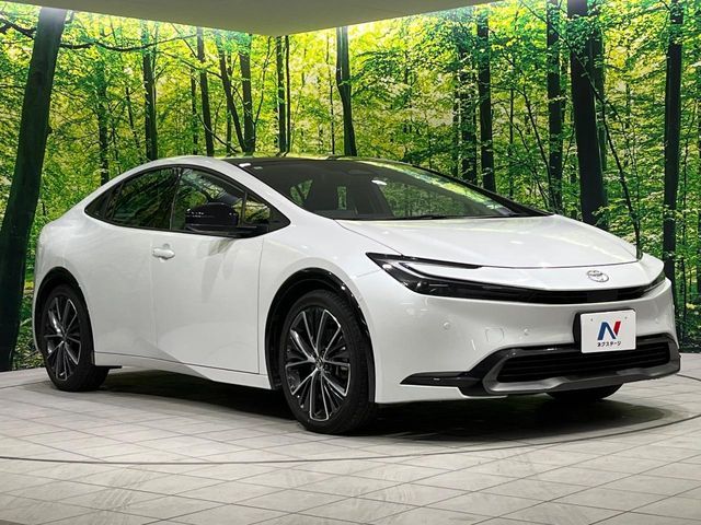PRIUS 4WD