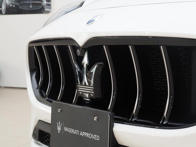 MASERATI Grecale