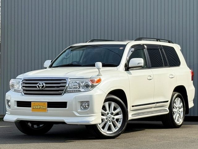 LANDCRUISER wagon