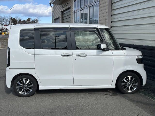 N-BOX CUSTOM