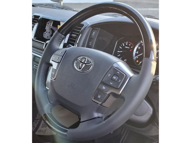 HIACE van 4WD