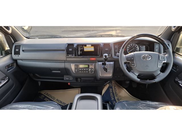 HIACE van 4WD