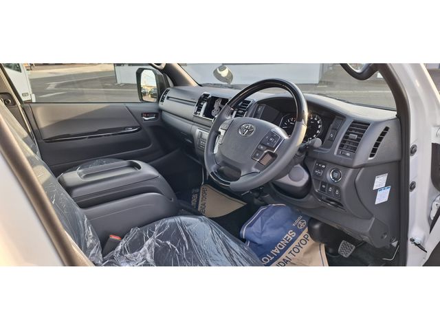 HIACE van 4WD