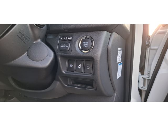 HIACE van 4WD