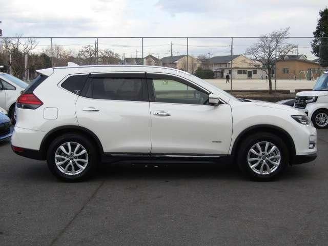 X-TRAIL HYBRID 2WD