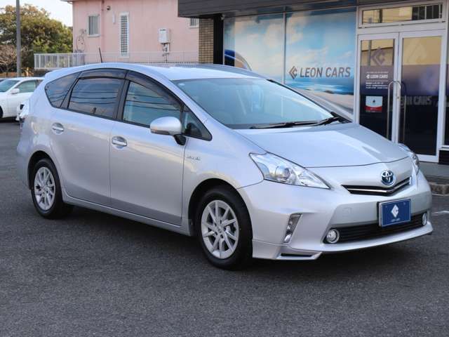 PRIUS Alpha