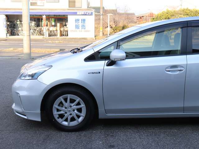 PRIUS Alpha