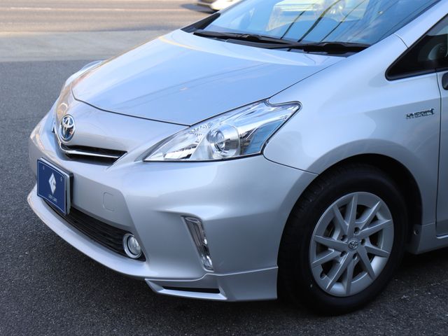 PRIUS Alpha