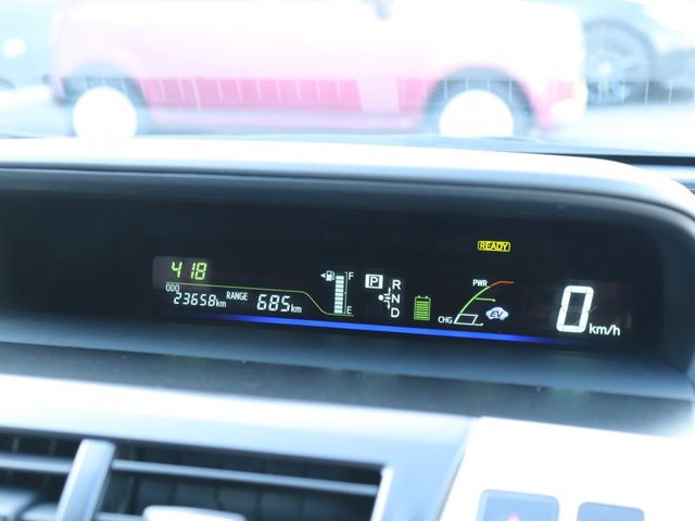 PRIUS Alpha