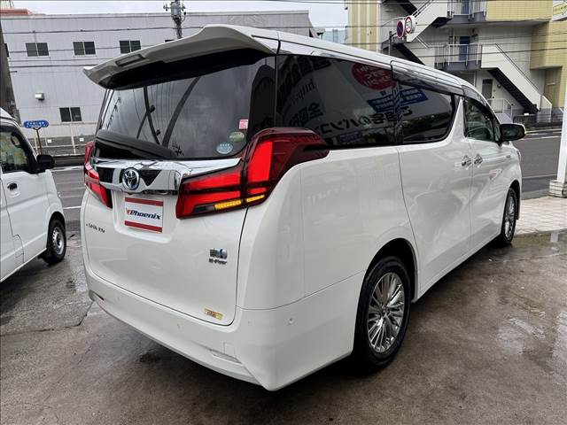 Alphard Hybrid