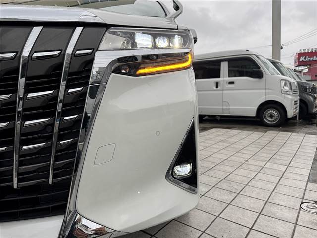 Alphard Hybrid
