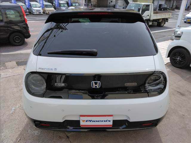 Honda e