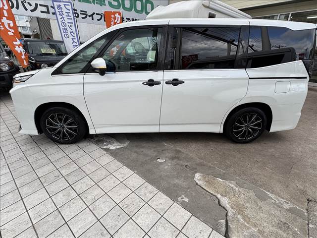 ヴォクシー