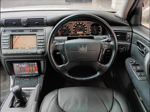 Crown Athlete