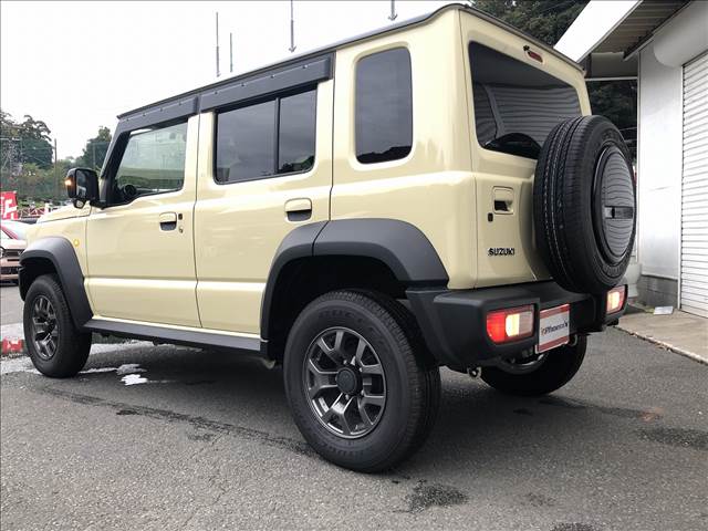Jimny Nomad