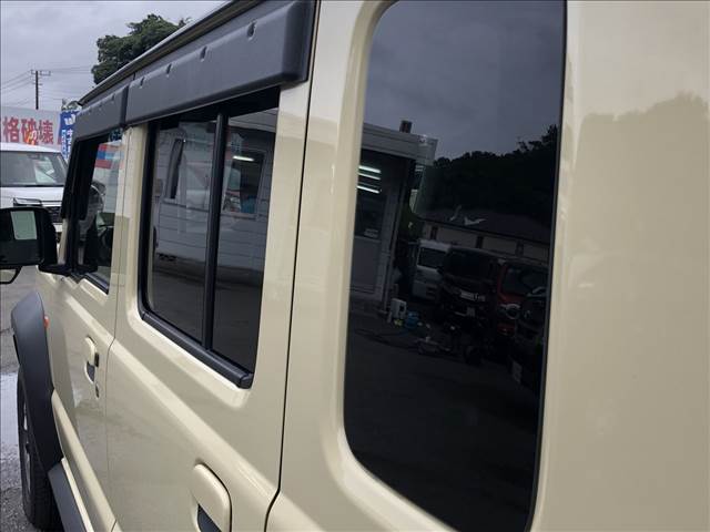 Jimny Nomad