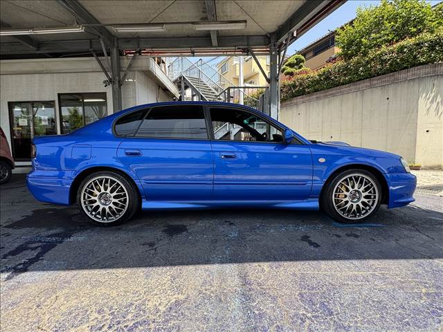 Legacy B4
