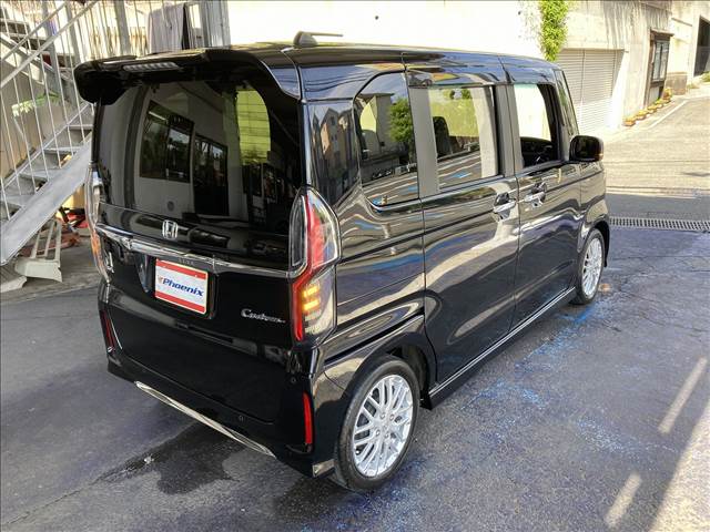N-BOX