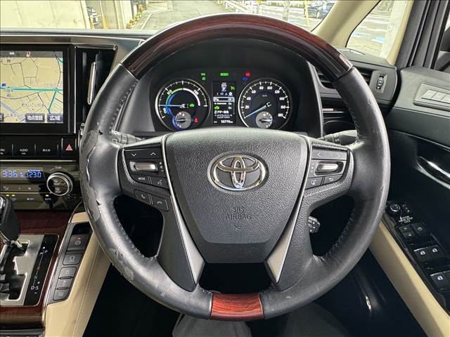 Alphard Hybrid