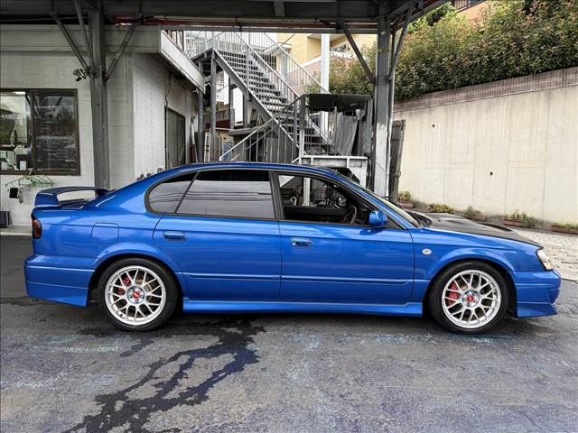 Legacy B4