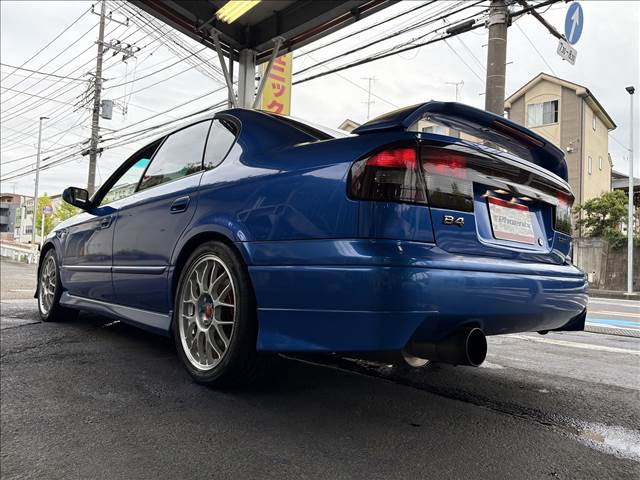 Legacy B4