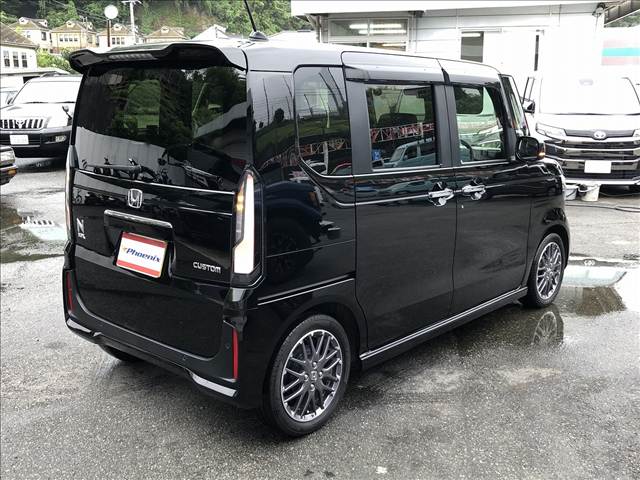 N-BOX