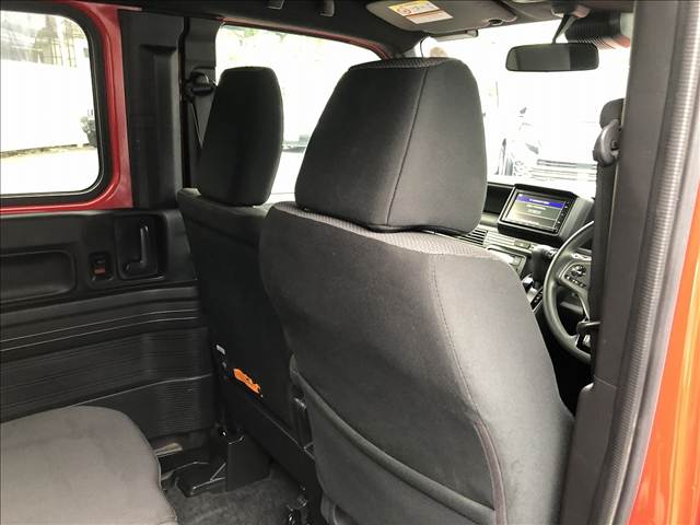N-VAN
