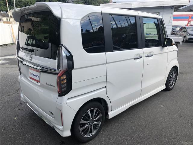 N-BOX