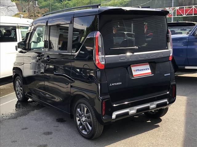 Delica Mini