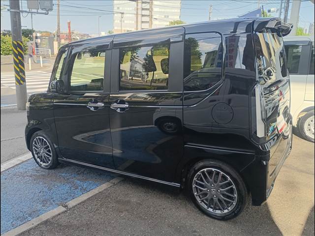 N-BOX