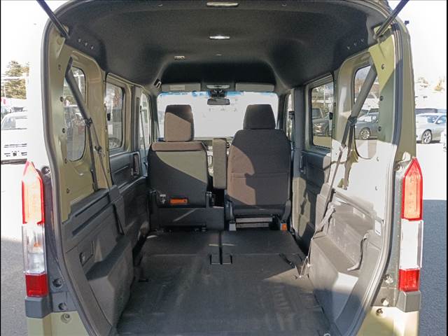 N-VAN