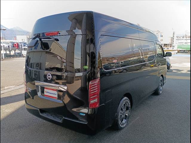 NV350 Caravan