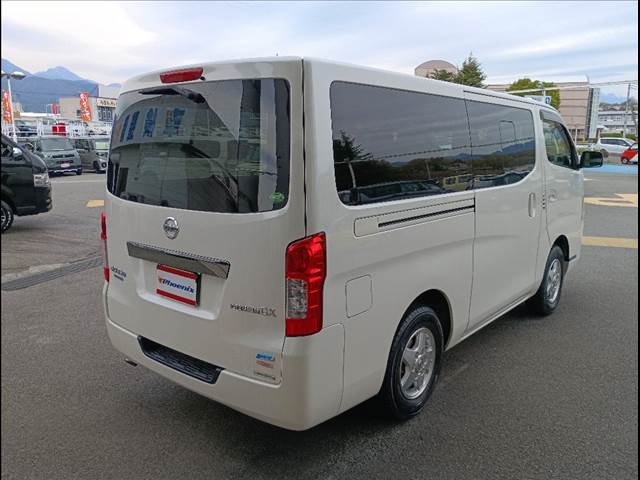 NV350 Caravan
