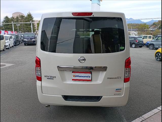 NV350 Caravan